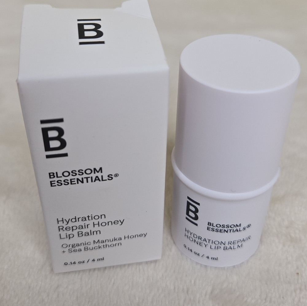 Blossom Essentials Hydration Repair Honey Lip Balm
